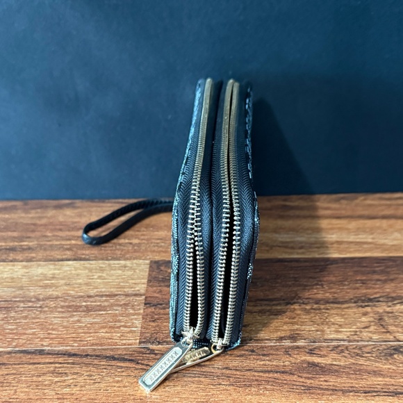 Wallet - Picture 4 of 15